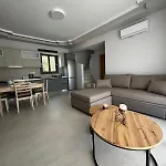 Villa Iris Complex *