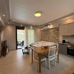Villa Iris Complex *
