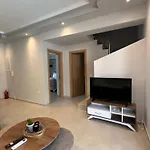 Iris Complex Villa Frínion